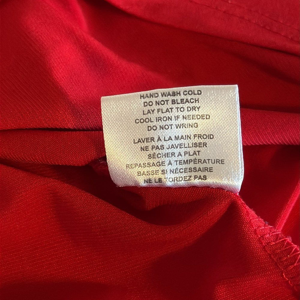 Belldini Women’s Red Halter Keyhole Front Sleeveless Top Size M - Picture 7 of 9